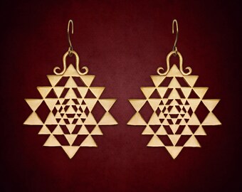 Brincos Sri Yantra: Joias de Geometria Sagrada em Ouro