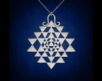 Sri Yantra König, Sri Yantra Halskette, Sri Yantra Anhänger, Sri Yantra Silber, Tantra, Heilige Geometrie Schmuck, Heilige Geometrie Anhänger