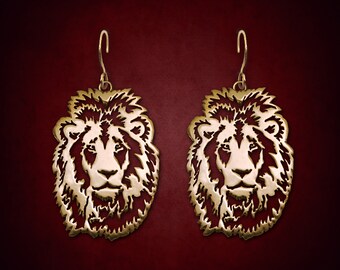 Brincos de Leão Dourado: Joias com o Zodíaco de Leão Esculpidas à Mão