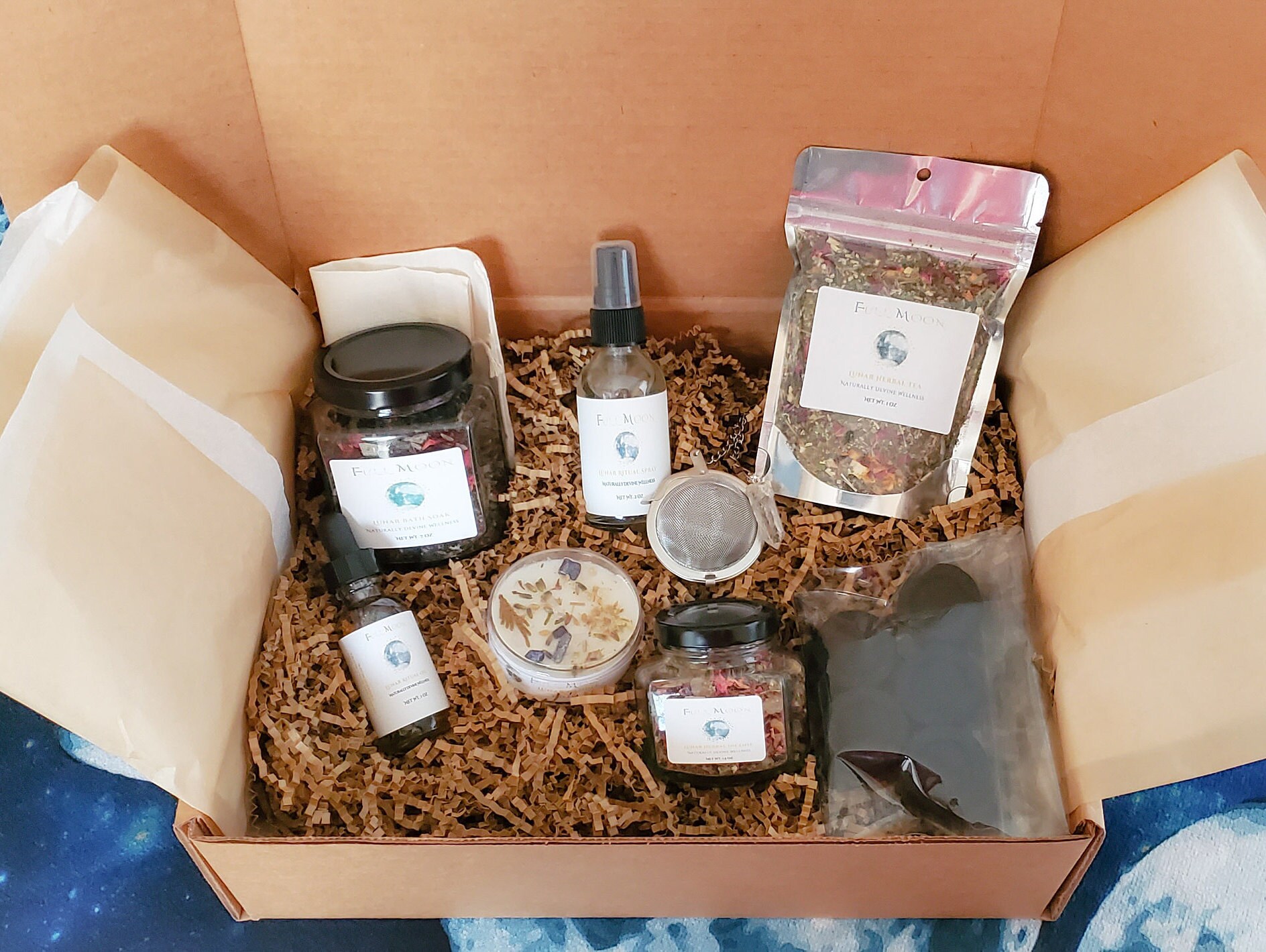 Full Moon Lunar Box Moon Cycle Gift Box Full Moon Ceremony Etsy UK