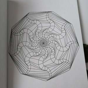 Mandala målarbok med 26 olika bilder att färglägga, illustrerad barnaktivitet utan AI, perfekt present till barn och vuxna bild 6