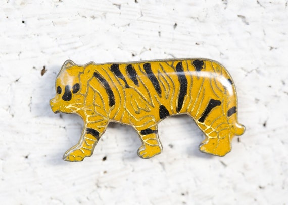 Vintage Tiger Hard Enamel Lapel Pin Back - Retro … - image 1