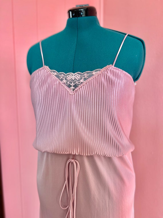 Vintage Baby Pink Negligee Set With Peignoir Size… - image 1