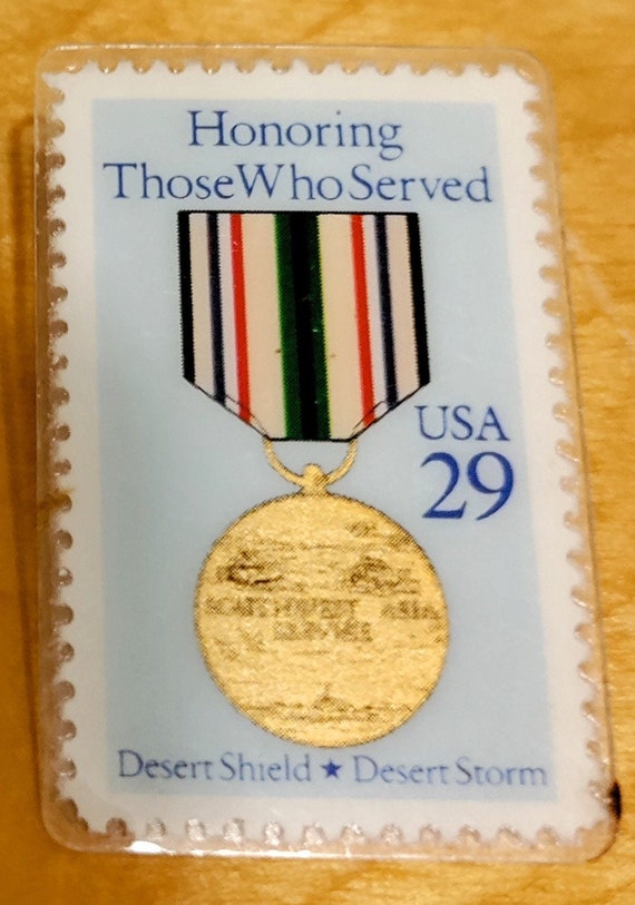 USPS Commemorative Stamp Pin Desert Shield and De… - image 1