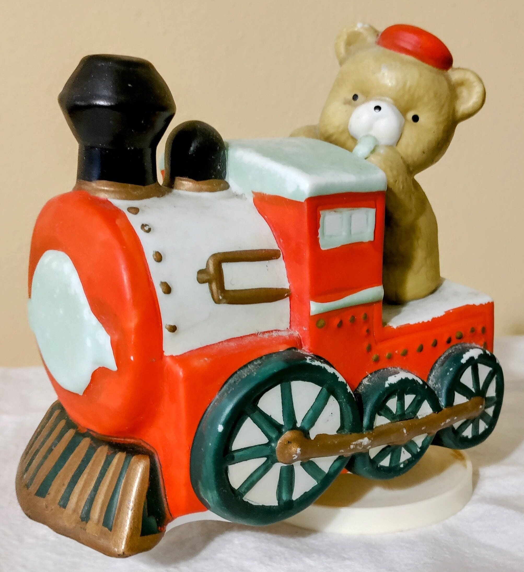 Teddy Train!  All Aboard!  Beautiful Hand Painted Porcelain Locomotive. Features Wind Up Music Box Playing "Santa Claus is Coming to Town"