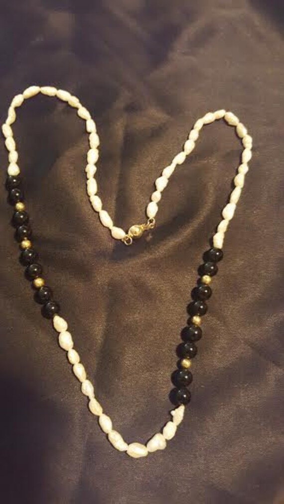 Pearl and Onyx Necklace | Etsy