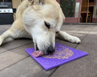 Licking mat for dogs and cats - - 5 colors - Occupation toy for dogs - Anti glutton bowl for dogs and cats