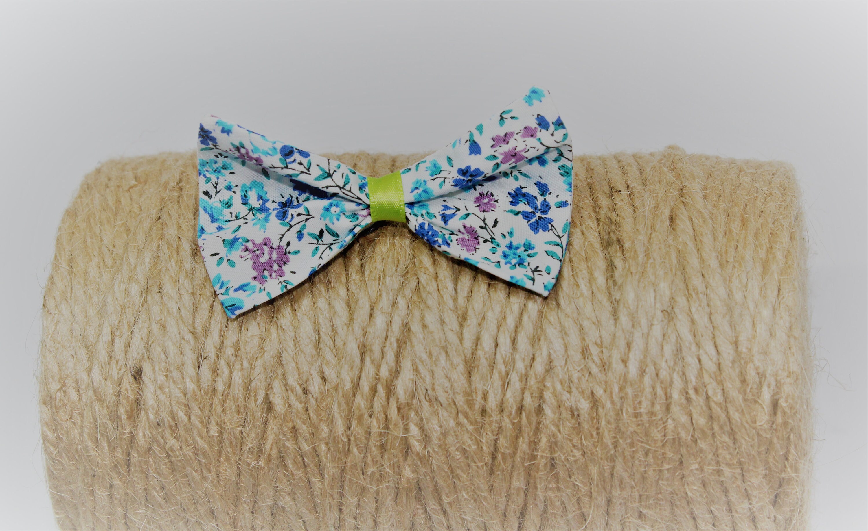 Nœud Papillon Pour Chiens et Chats - Accessoires Chien 2 Tailles- Fournitures Artisan Français Motif