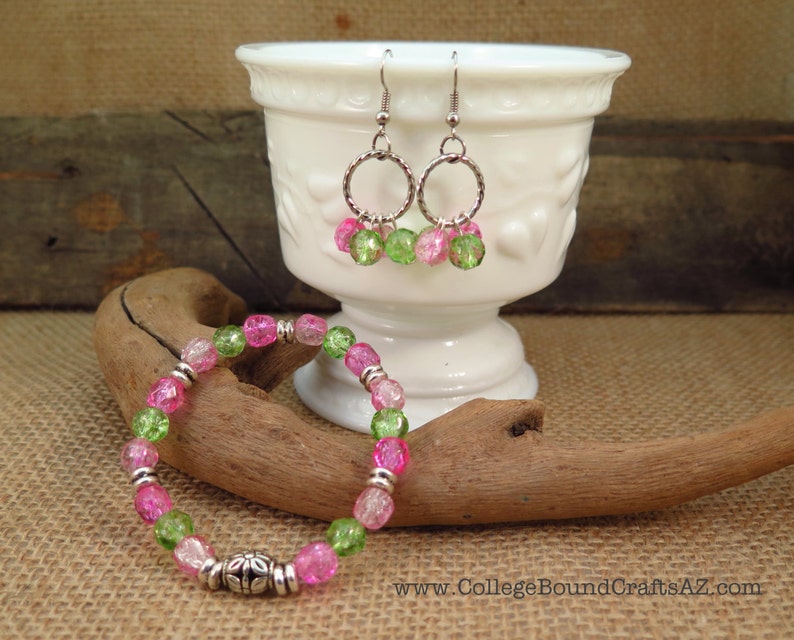 Green /& Pink Crackle Glass Bead Dangle Earrings and Stretch Bracelet Set in Silver FREE SHIPPING!!!