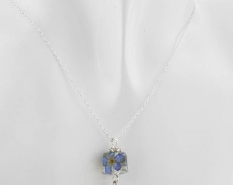 true forget-me-not chain resin flowers, personalized, request letter (0051/VB)