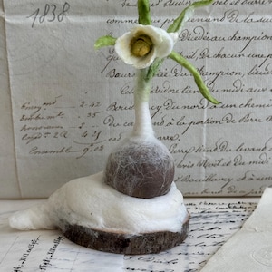 Spun cotton snowdrop flower and bulb decoration