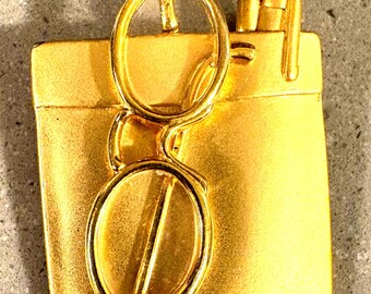 Vintage 1980s Goldtone Pocket Protector Brooch – Retro Pen, Pencil & Mini Glasses Set – Unique Geek Chic Retro Jewelry and Accessory