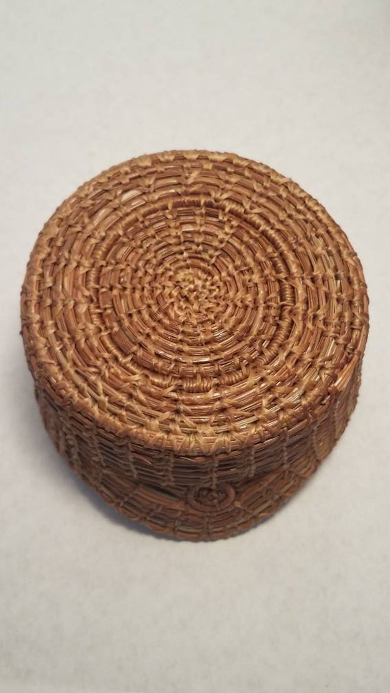 Pine needle baskets handmade pine needle baskets scooped Etsy