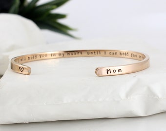 I will hold you in my Heart Until I can Hold You in Heaven, Memorial Cuff Bracelet, Sympathy Gifts ,  Loss of Mom Dad, Remembrance Gifts