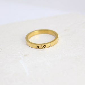 Anillo inicial de acero inoxidable con corazón, anillo para parejas, para novio, para novia, letra oro, plata, oro rosa imagen 3