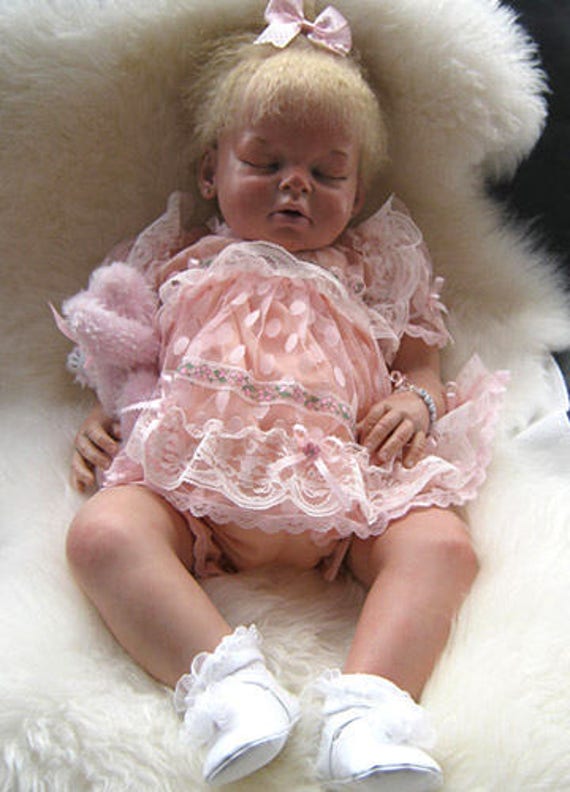 realistic reborn baby dolls