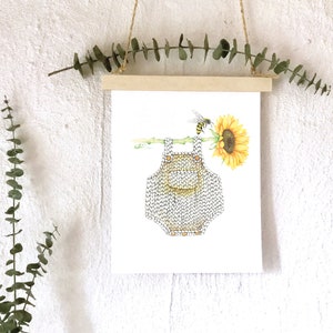 Affiche 8x10 barboteuse bébé  / Illustration tricot laine  / Reproduction dessin fleur abeille / décoration murale Boho/ Katrinn Pelletier