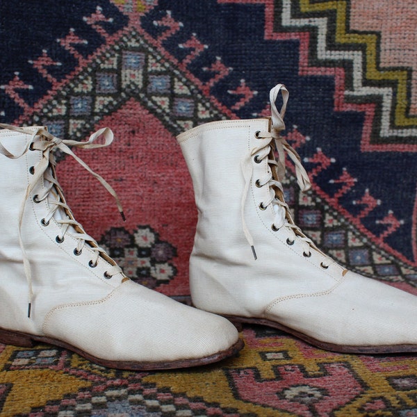 Edwardian bathing boots || 1900s white canvas lace up swimming shoes || Antique eyelet summer swim wear