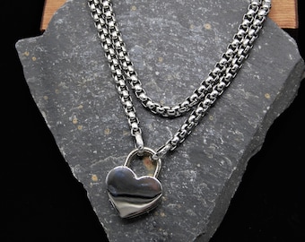 Stainless Steel Heart Padlock Necklace: Silver Box Chain Wrap