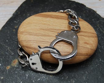 Stainless Steel Handcuff Bracelet: Curb Chain Statement Jewelry
