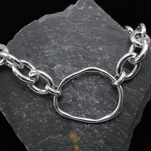 Statement Silver Link Necklace: Chunky Abstract Pendant, Lightweight Chain