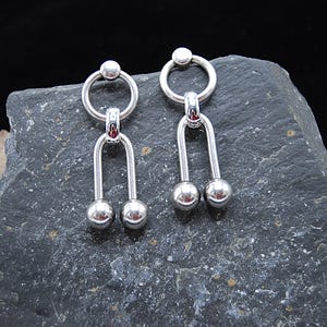 Statement Versilberte Ohrringe: Paperclip Creolen