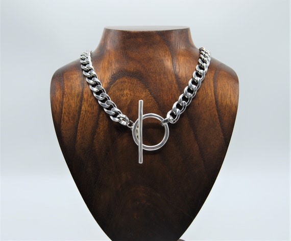 Large Toggle Chain Necklace