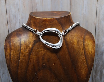 Collar con colgante ovalado chapado en plata: Cadena de acero inoxidable tipo caja