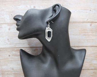 Art Deco Style Fish Hook Earrings – Silver Plated Geometric Design with Black Resin