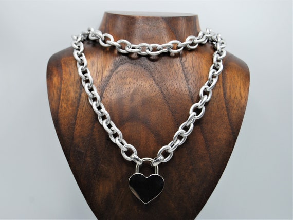 Heart lock cheap chain necklace
