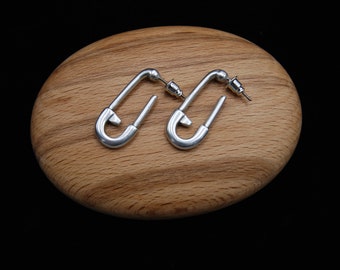 Orecchini con spilla da balia in argento antico, orecchini d'argento, regalo per lei, orecchini in stile rock, orecchini di dichiarazione, orecchini in argento con spilla,