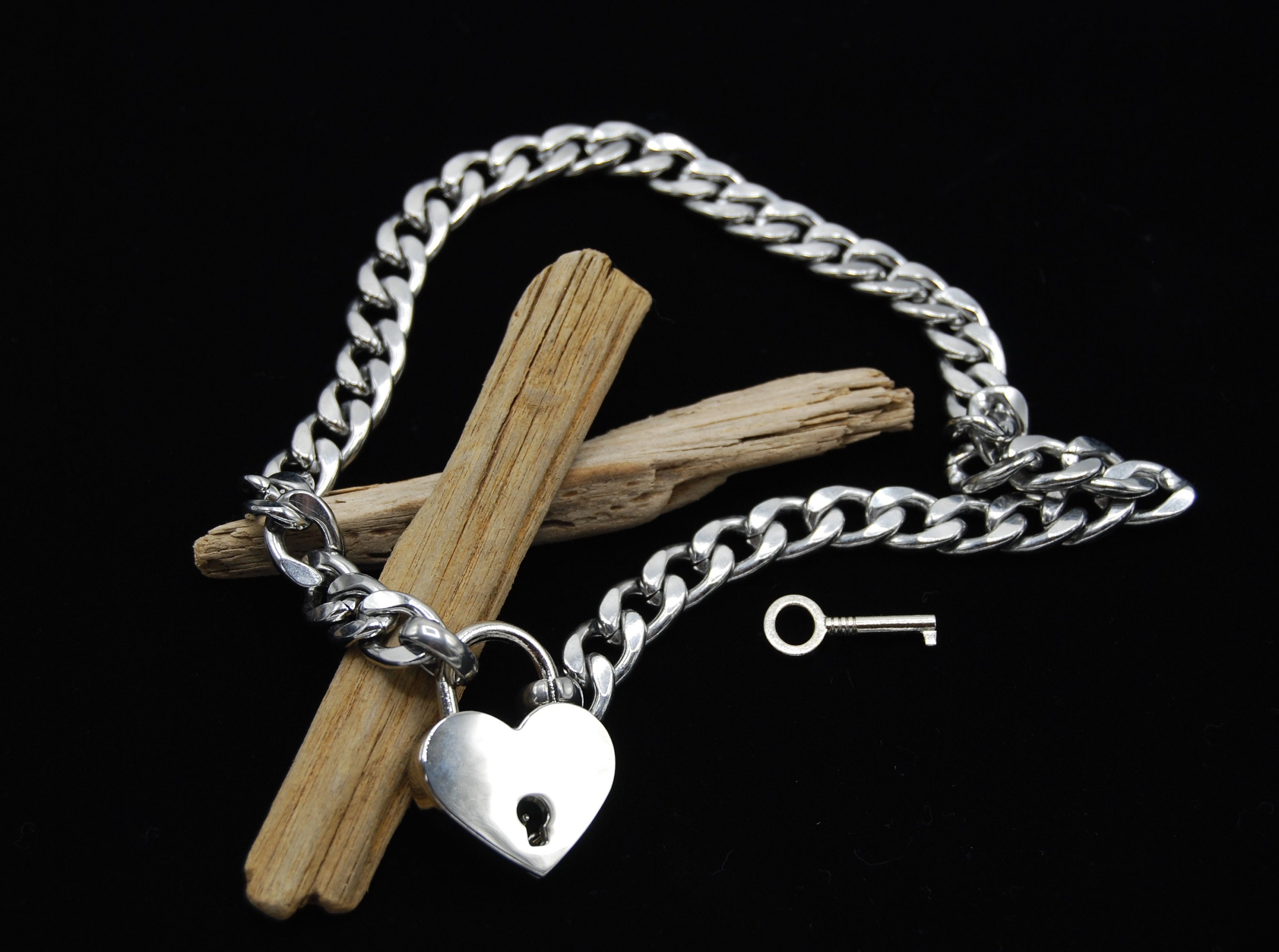 Heart Padlock Curb Chain Necklace: Stainless Steel Biker Pendant