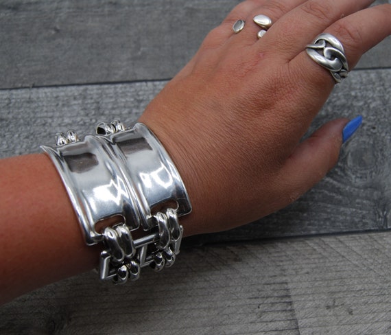 Vintage Modernist Silver Jewelry | Shell Handcrafted Statement Bracelet –  Carmel Fine Silver Jewelry