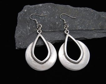 Antique Silver Round Hammered Drop Dangling Ear Wire Earrings Boho Chic Style UK Seller