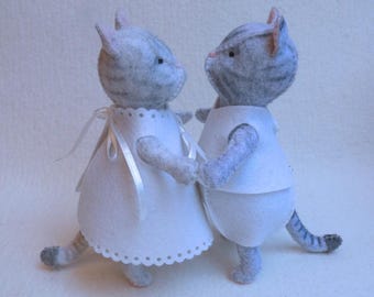 Toy Cat sewing pattern - dressed animal - making animals- PDF felt pattern - Instant download