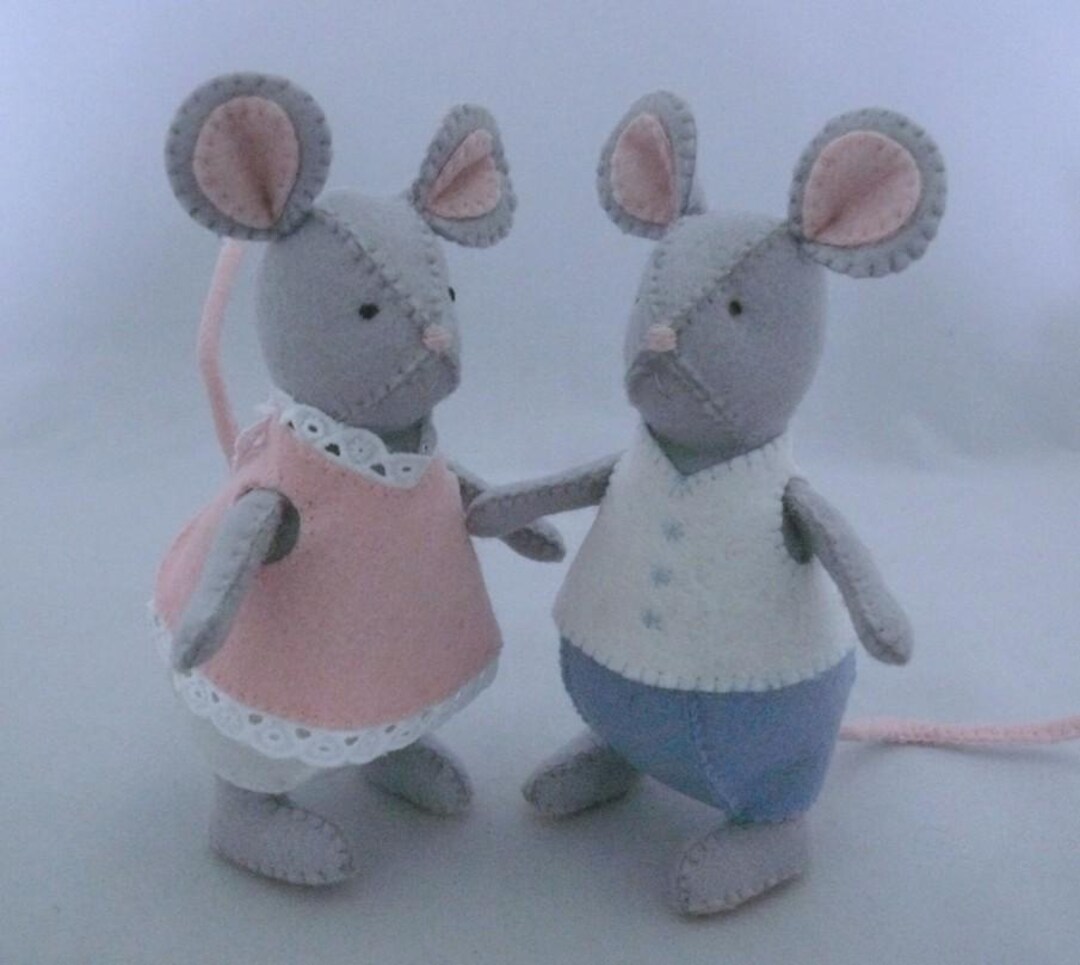 Toy Mouse Sewing Pattern - Dressed Animal - PDF Felt Project - Instant ...