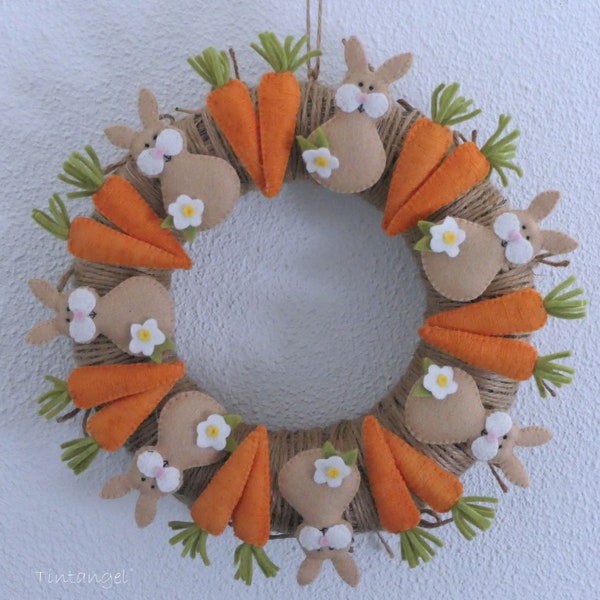 Carrot Club Wreath - PDF felt pattern - instant download