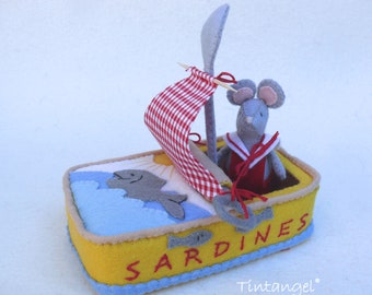 Sail in a Sardine Can - PDF pattern, including the Mouse - Instant download