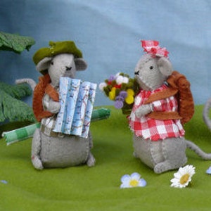 Morris and Miny go mountain hiking - PDF felt pattern - instant download