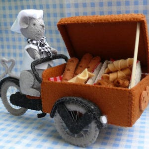 Cargo Bike with Mice sewing pattern - PDF - felt craft project - Instant download