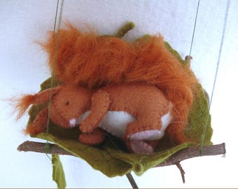 Sleeping Squirrel hand sewing pattern - PDF  - small felt craft project  - waldorf style - nature inspired