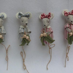 Holly Mice sewing pattern -Christmas  decor- PDF Pattern - instant download