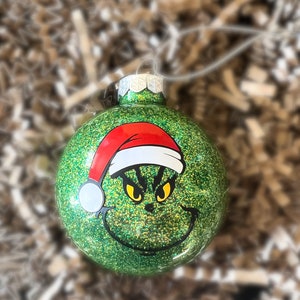 Grinch Christmas Ornaments / Christmas decor / Christmas / Grinch ornaments / Grinch Decor