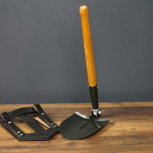 shovel, folding shovel, army shovel, small shovel, garden shovel, garden tools, vintage shovel, inventory for garden, garden