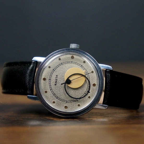 Raketa Kopernik Vintage Men's Watch: USSR Mechanical Wristwatch