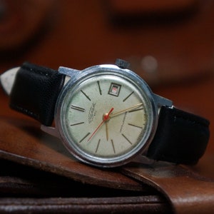 Reloj vintage para hombre, Reloj Poljot, El mejor reloj vintage, Relojes para niños, Reloj con calendario, Reloj para papá, Relojes para hombre, Reloj minimalista, Reloj vintage raro