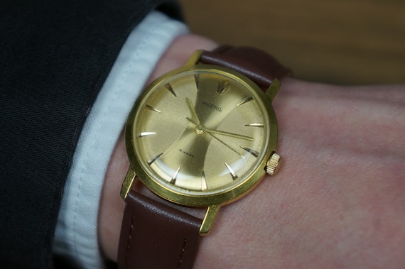 ボストークVostok腕時計／機械式(手巻き) USED 金色。ビンテージ。 アンティークウォッチ、ボストークウォッチ、ベストウォッチ