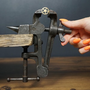 vise, tool vise, antique tool, jeweler&#39;s vise, vintage vise, workshop decor, vintage tool, carpentry, vises USSR, metal  vise, small vise