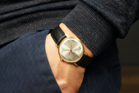 Luch watch, Best vintage watch, Classic watch men,