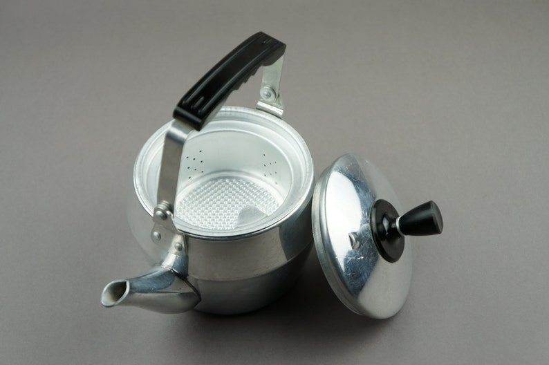 Kettle Kettle Teapot Kitchen Decor Tea Vintage Crockery Etsy